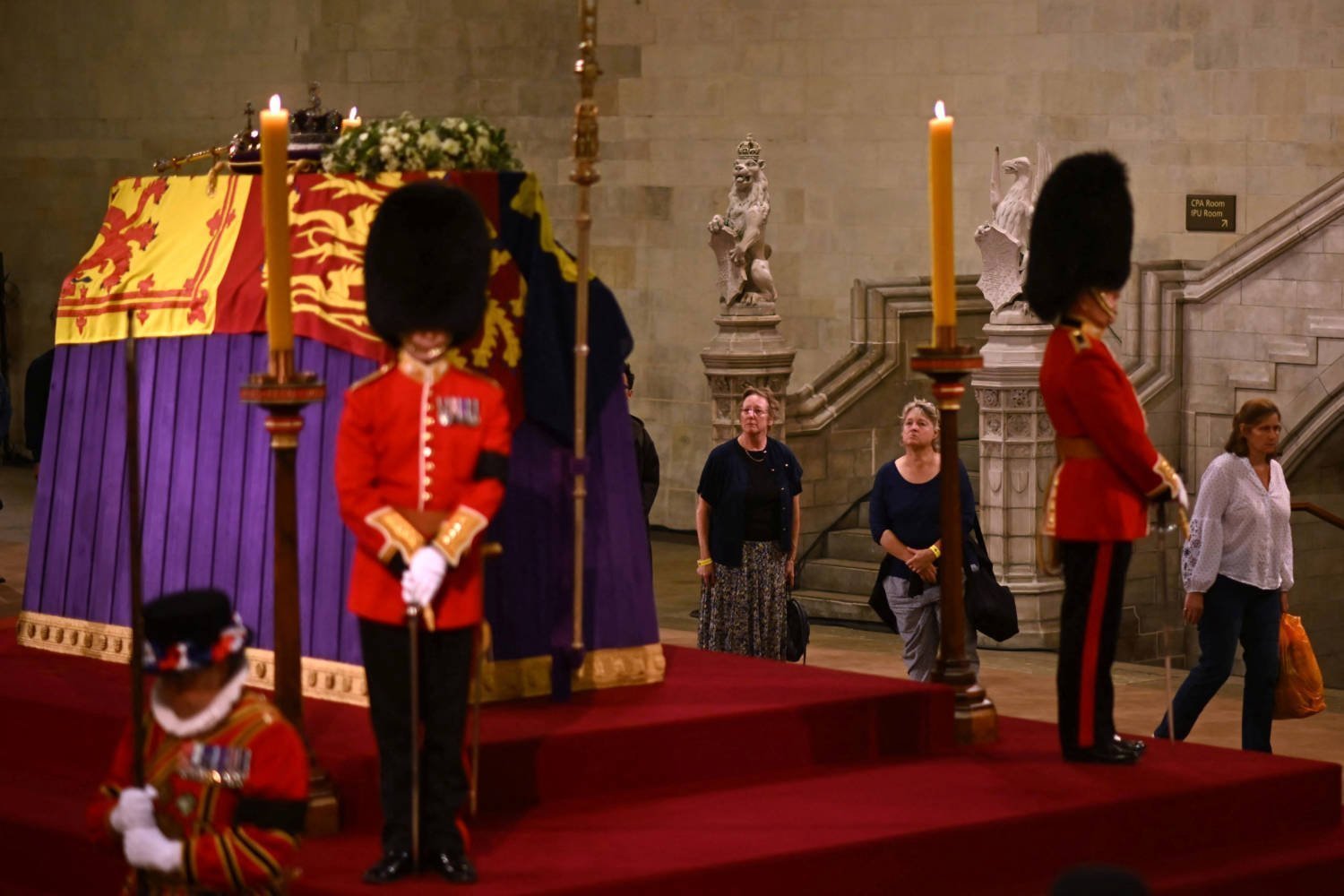 Britain Mourns Queen Elizabeth