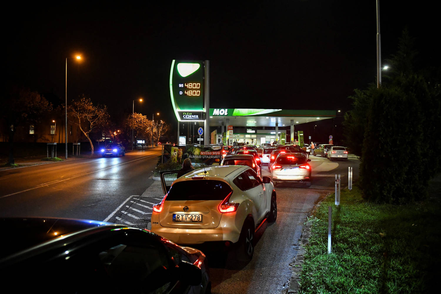 Queues At Hungarian Gas Stations