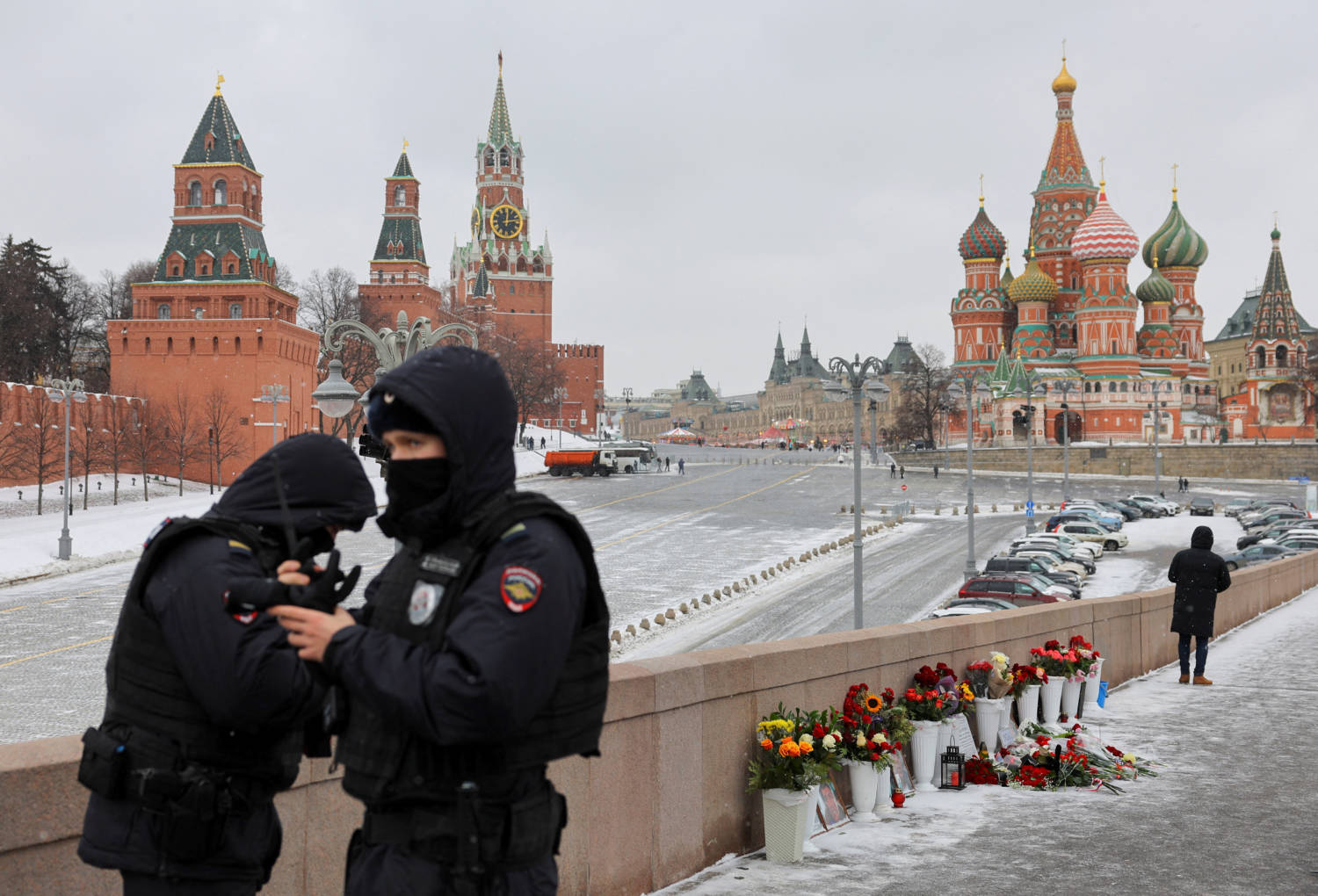 People Lay Flowers In Memory Of Russian Opposition Politician Boris Nemtsov In Moscow