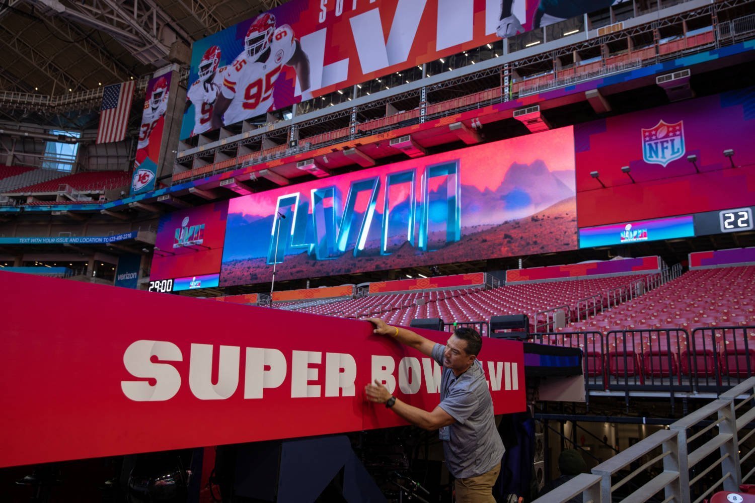 Vincent Trigerous Of Filmwerks Secures Signage Ahead Of Super Bowl Lvii At State Farm Stadium In Glendale