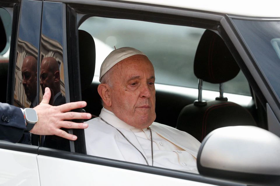 Pope Leaves Hospital