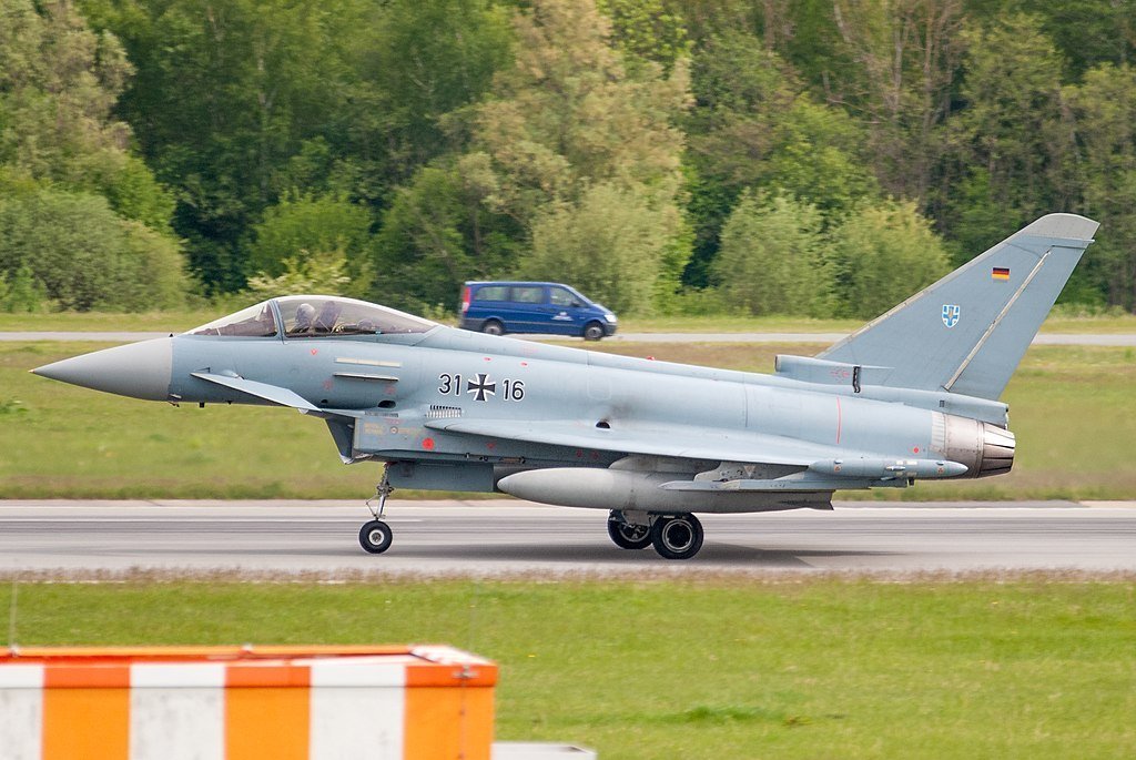 Eurofighter Typhoon Germany 31+16 Laage (17869476806)