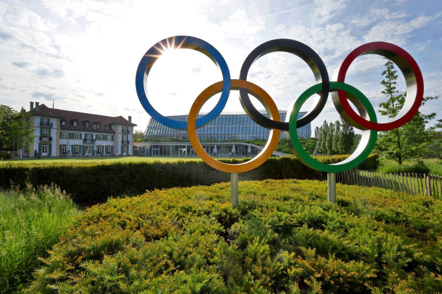 Апелляцию России на олимпийские санкции рассмотрит Верховный спортивный суд