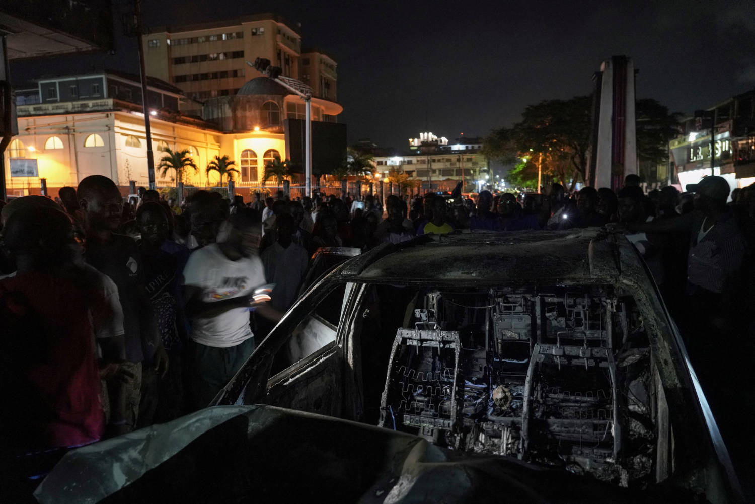 Car Ploughs Into Supporters Of Liberia's President Elect, In Monrovia