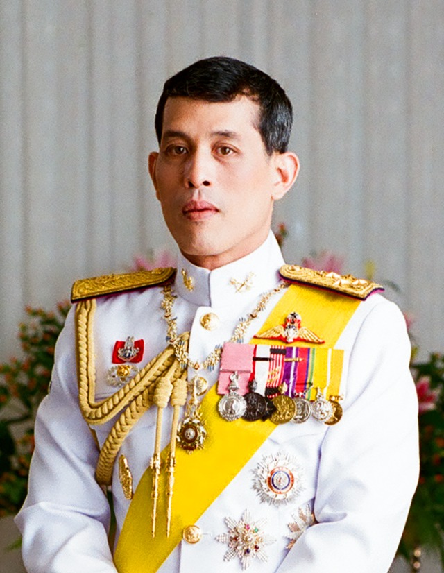 640px King Rama X Official Cropp