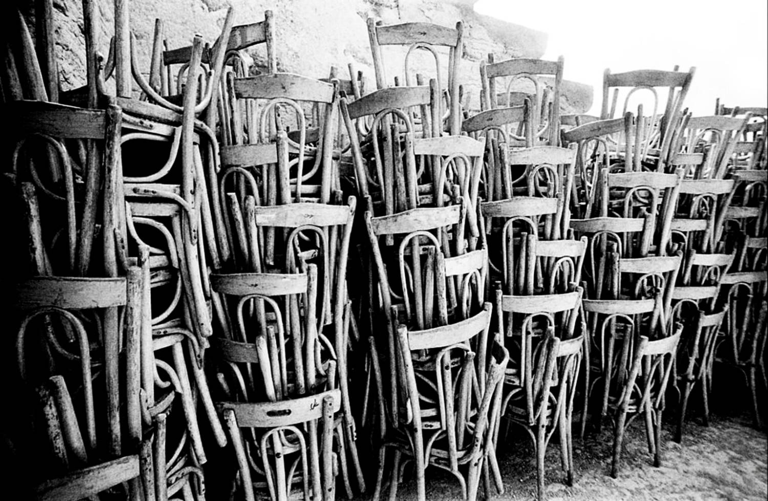 Chairs 1536x1002 1