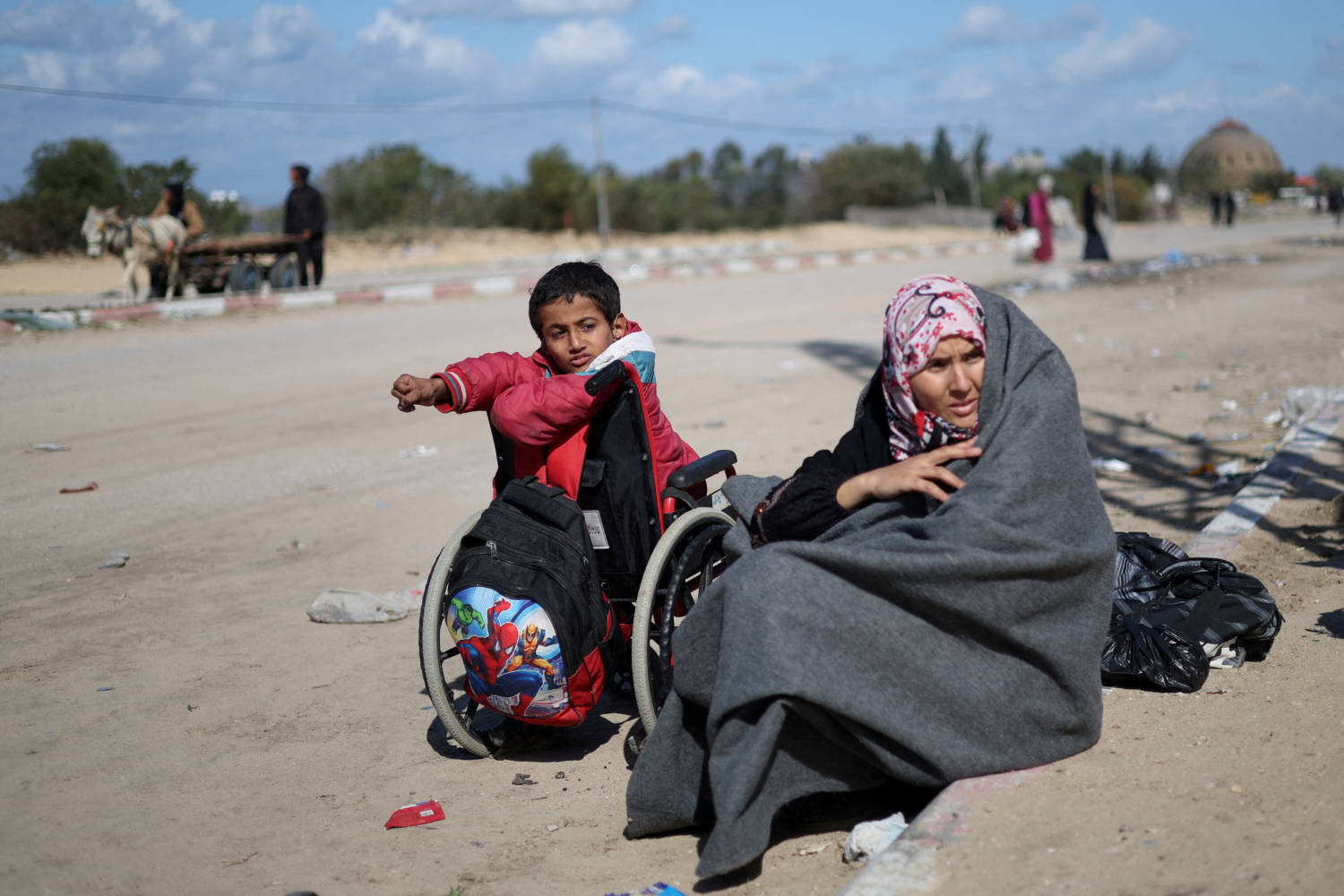 File Photo: Palestinians Fleeing Khan Younis Move Towards Rafah