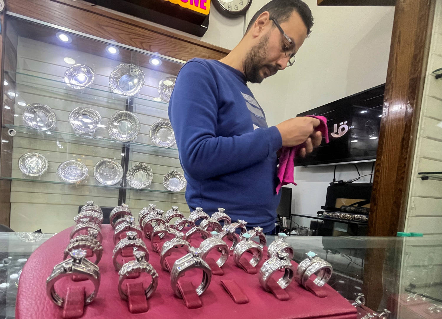 'silver Is The New Gold' As Egyptians Try To Protect Savings