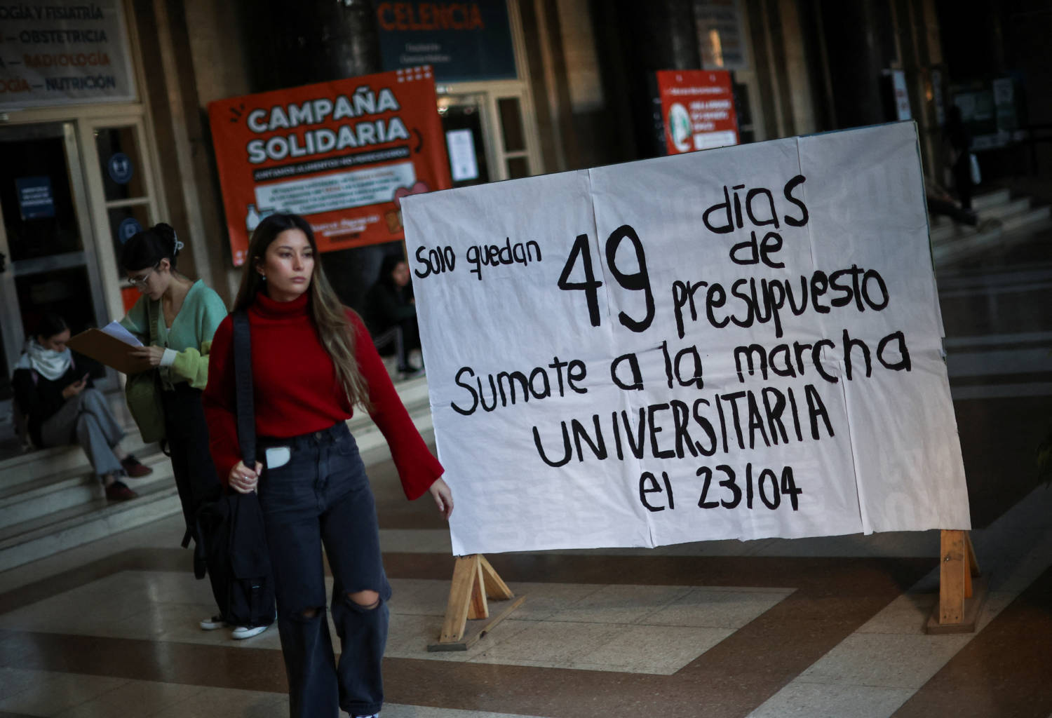 Argentine University Moves Lessons To Streets To Protest Adjustments